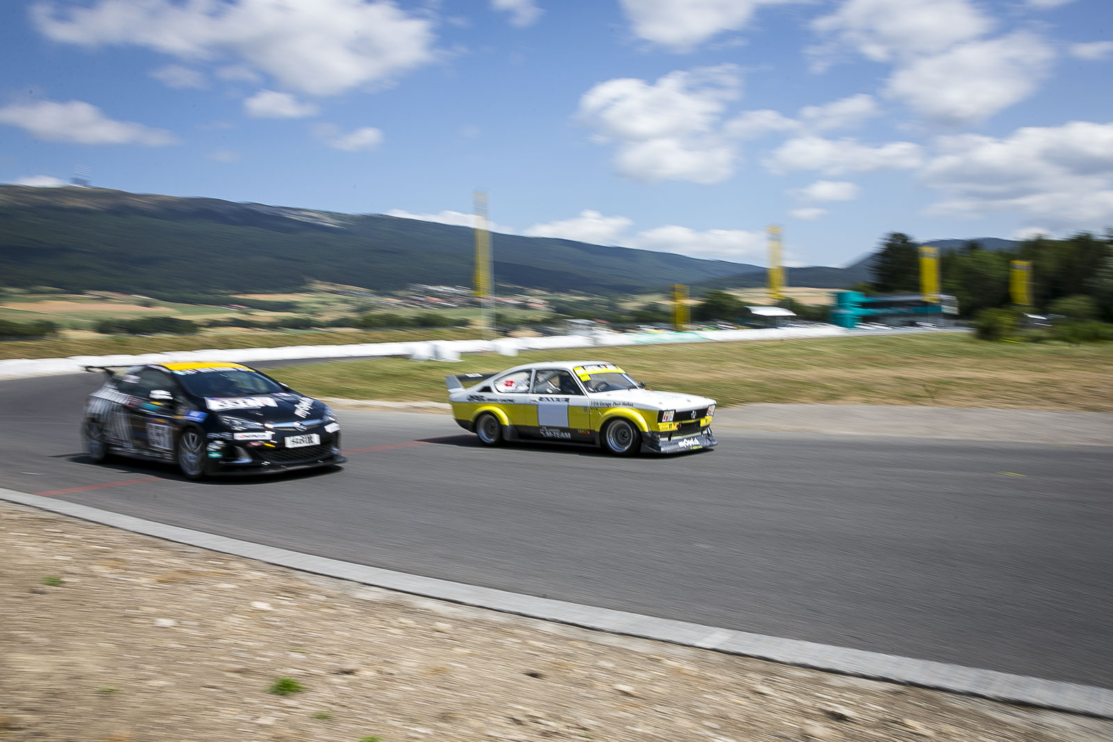 20150714114830 MotoPresseOpel