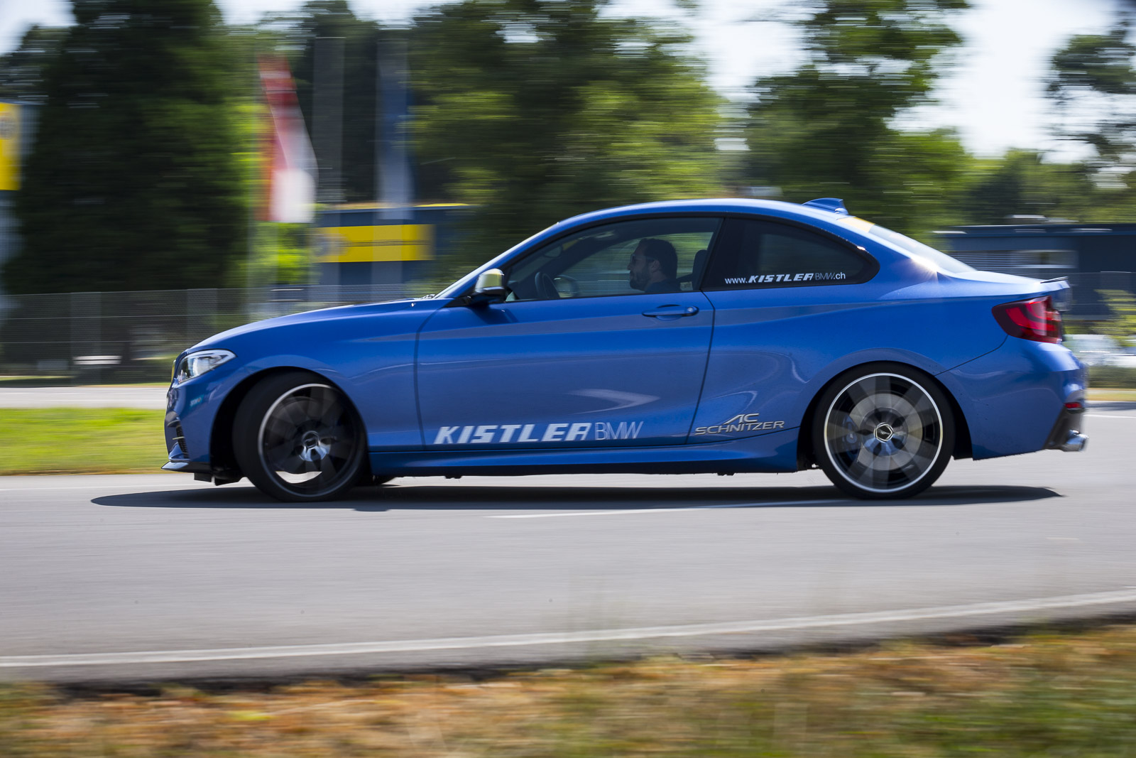 20150715110344 MotoBMW 4