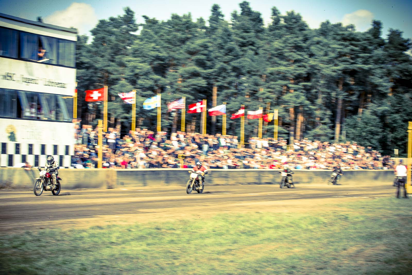 20150912142510 Hindenberg Sept